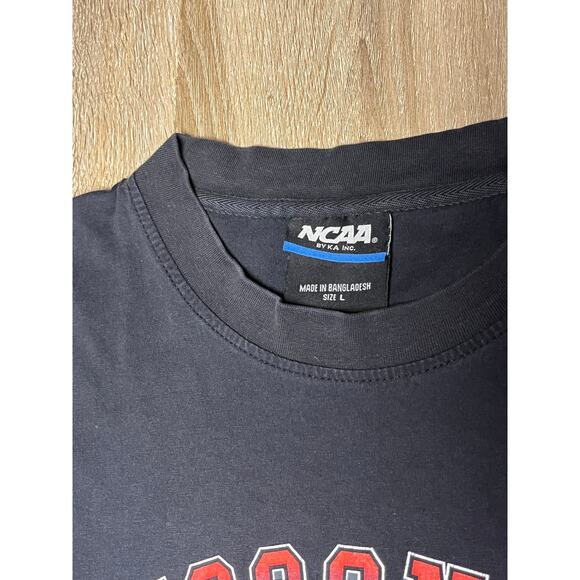 University of Wisconsin Badgers Black Vintage NCAA TShirt Large - Picture 2 of 4